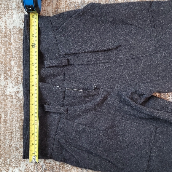 Burberry Brit Pleated Wool Pants - Picture 9 of 10